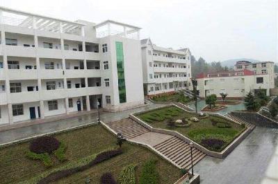 七河中学落实教学常规检查