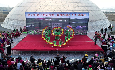 军店镇何家村举行宣传十九大精神暨庆元旦文艺汇演