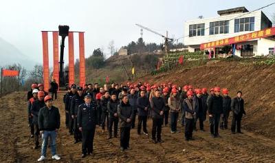 房县交通建设高歌猛进 2017年投资首次突破20亿元