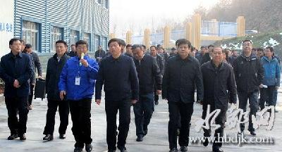 十堰市2017年第四季度重点项目拉练会代表来丹江口观摩