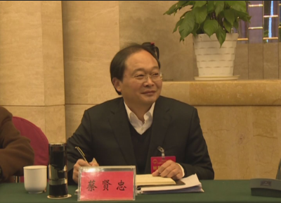 张维国参加市五届人大二次会议房县代表团分组讨论时要求：再加措施  再鼓干劲  奋力夺取新一轮发展的新胜利