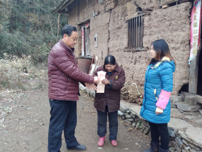 红塔镇开展计生特扶家庭新春慰问活动