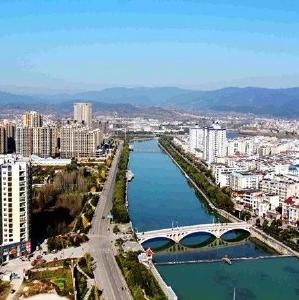 市城管局总工程师张大林赴县集贸市场检查指导工作