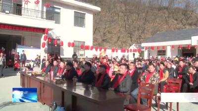 野人谷镇千家坪村外出创业能人助力家乡红火办“春晚”