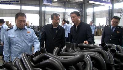 房县开展2019“便民办税春风行动”进企业暖人心