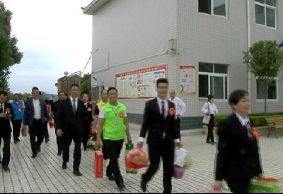 热心公益 传递温暖 房县餐饮协会走进福利院