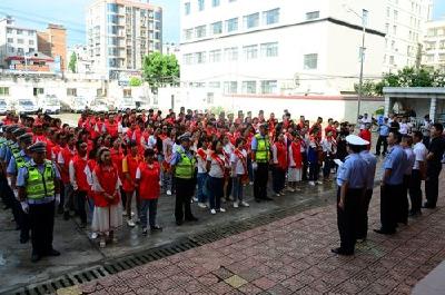 房县新时代文明交通志愿者实践志活动正式启动