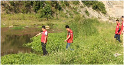 青峰初中新时代文明实践工作与安全工作融合