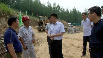 纪道清督办乡镇供排水一体化项目建设工作