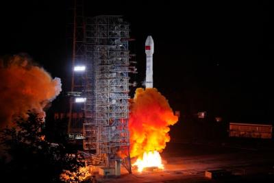 一箭双星！中国成功发射两颗北斗导航卫星