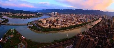 房县22所学校荣获“2019年度十堰市创建文明校园先进学校”称号