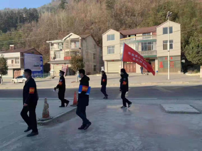 窑淮镇志愿者老兵突击队主动请缨参与疫情防控