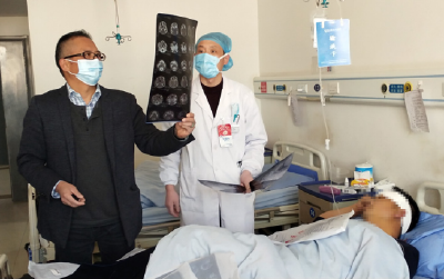 县医院成功为脑动脉瘤患者消除生命隐患