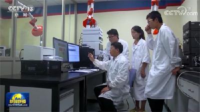 【总书记与我们在一起】办好人民满意的医疗教育事业