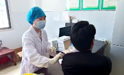 九道乡有序开展新冠疫苗接种工作