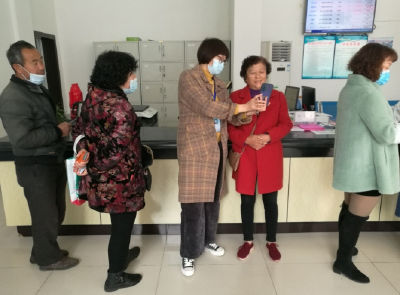 城关镇人社中心：大力开展城乡居民  养老保险资格认证工作