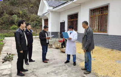 化龙堰镇：打好“防”“治”组合拳，为精神障碍患者撑起“关爱之伞”