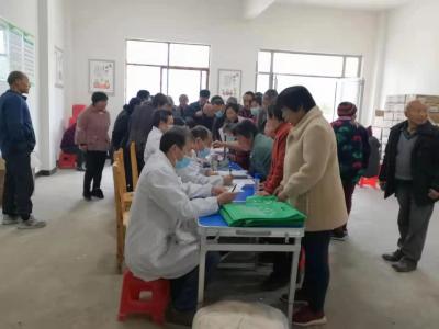 姚坪乡：免费体检暖人心