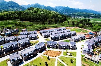 白鹤镇人社中心：紧盯目标考核，推进城乡居保工作进度