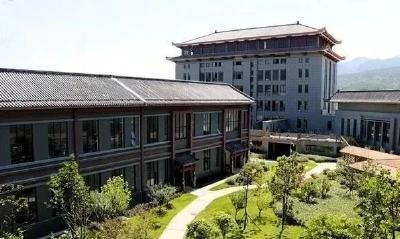 红塔镇：“三个抓好”加强公益性岗位管理