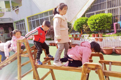县幼儿园：晨练显活力  运动伴成长