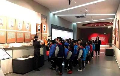 房县成党史学习教育“热门地”