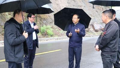蔡贤忠在门古寺镇调研时强调：坚持党建引领乡村振兴