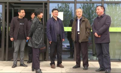全国总工会调研组来我县调研工会干部培训工作