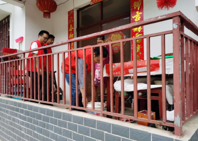 野人谷镇财政所：认真开展“我为群众办实事”助力文明创建