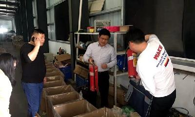 军店镇：“五一”假期坚守岗位护平安