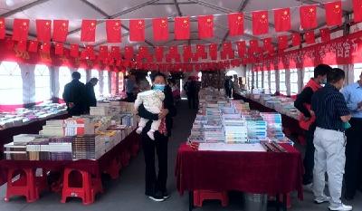 2021“书香房陵·风雅房县”图书巡展活动拉开序幕