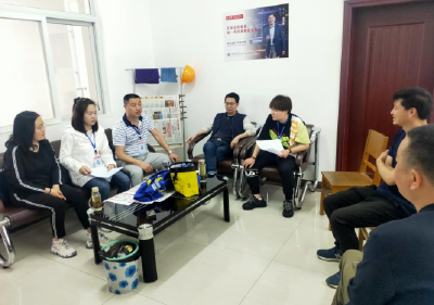 县人社局：打造优质营商环境，深入企业送政策