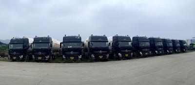 房县人民法院远赴河南追回一批燃气牵引车和挂车