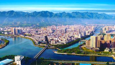 城关镇“四到位”推进平安建设落地生根