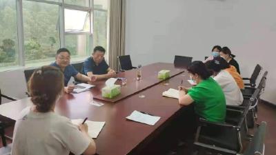 县医疗保障局：为民办实事，约谈9家药店负责人