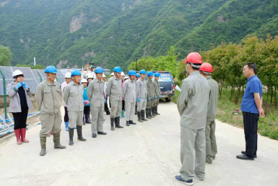 县光伏办：清洗光伏板，护好“钱袋子”