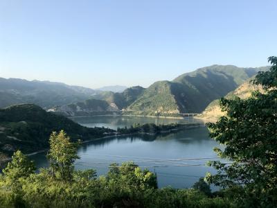 民警为媒，红色基因在大山深处传承