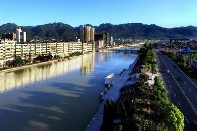 少先队房县第二届工作委员会第三次全体（扩大）会议召开