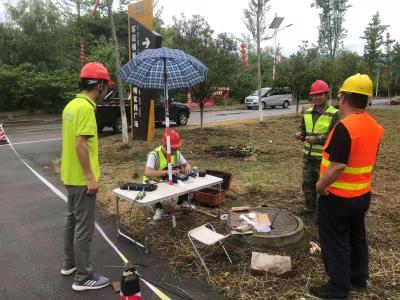 房县分公司开展防汛抗灾通信抢修应急演练