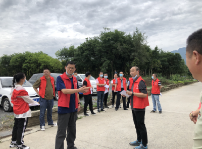 县文化和旅游局开展党员干部下沉社区工作记实