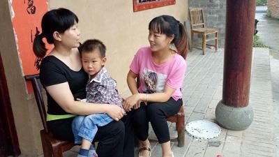 房县军店镇中心幼儿园开展暑期家访活动