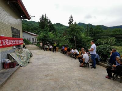 化龙堰镇积极开展地质灾害预案演练