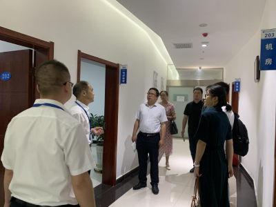 十堰市营商办调研指导房县取消“两金”先行试点创建工作