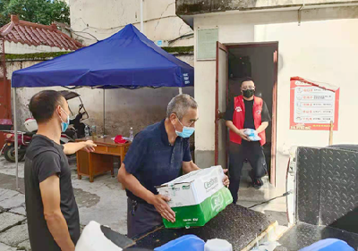 县民政局：配送物资助力社区防控“疫”线