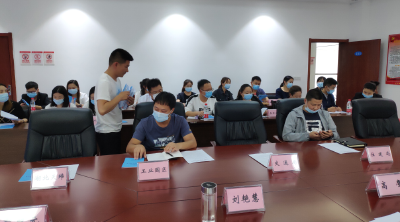 房县积极征求免收“两金”先行试点创建工作意见建议