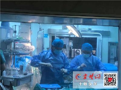 七旬老太同时患上两种致命疾病 十堰人医多科联合精妙施术助患者转危为安