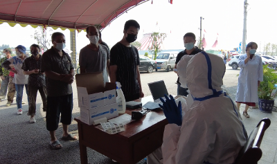 ​房县西关街片区居民启动全员核酸检测