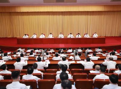 在新的赶考之路上推进全面从严治党向纵深发展！全省警示教育暨清廉湖北建设工作推进会举行