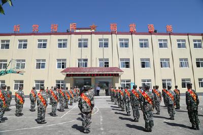 我县54名新兵将奔赴军营