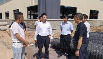 纪道清调研工业园区企业运行和项目建设情况